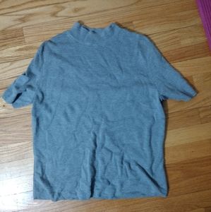 Short sleeve wool sweater